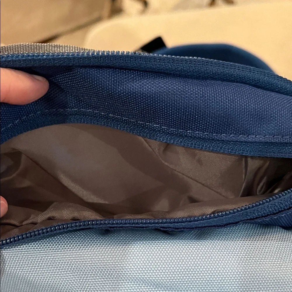 Eddie Bauer Coast Robson 30L Backpack/NWT - Picture 10 of 13